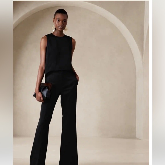 NWT BANANA REPUBLIC SHELL TANK - Picture 3 of 5